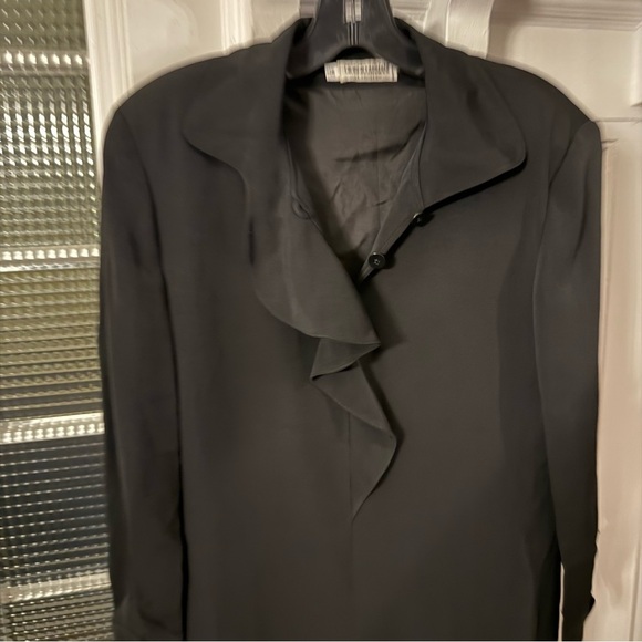 Giorgio Armani Italy Solid Black Dress Ruffle V-Neck Back Zip Size US 6 EU 40 - Picture 4 of 11